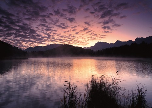 Uwe Steger, Nature Art Color VIII (Wunschgröße,Fotografie, Landschaften, Wasser, See, Sonnenuntergang, Fotokunst, Büro, Wohnzimmer, Landschaftsfotografie)