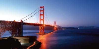 Anne Valverde, Golden Gate Night (Fotografie, Fotokunst, Städte, Modern, Brücke, Büro, Wohnzimmer, Architektur, rote Brücke, blaues Wasser, Landschaften, Landschaftsfotografie, San Fransisco, Golden Gate Bridge, Hendrik Point)