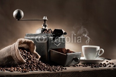 winston, coffee grinder (kaffeebohne, mahlwerk, kaffeemühle, sackleinen, jute, tasche, tassen, kaffeetasse, hot, rustikal, mahlen, antikes, hölzern, jahrgang, retro, holz, henkel, traditionell, einfach, getrocknete, boden, natürlich, kaffee, grillparty, schwarzer kaffe)