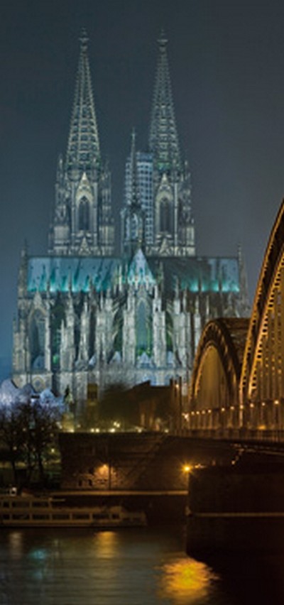 Wolfgang Weber, Dom (Köln, Dom, Kathedrale, Architektur, Beleuchtung, Nachtszene, Rhein, Brücke, Hohenzollernbrücke, Photokunst, Städte, Wohnzimmer, Wunschgröße, bunt)