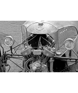 George Fossey, ENGINE IN BLACK AND WHITE I