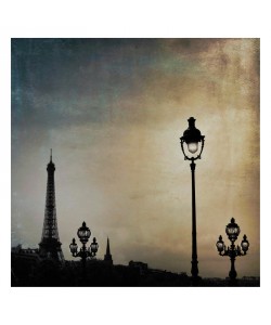Tracey Telik, EIFFEL TOWER IN THE NIGHT
