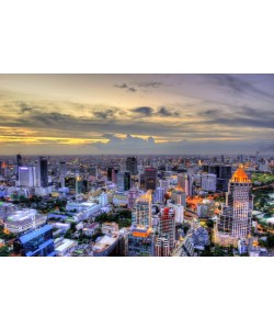 Hady Khandani, HDR - BANGKOK LIGHTS DURING SUNSET