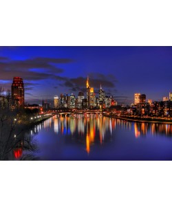 Hady Khandani, HDR - FRANKFURT SKYLINE MIRRORING IN MAIN RIVER BY NIGHT - GERMANY 1