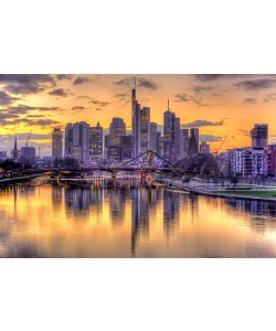 Hady Khandani, HDR - SKYLINE OF FRANKFURT DURING SUNSET - GERMANY 3