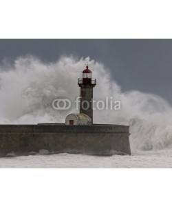 Zacarias da Mata, Stormy waves over old lighthouse