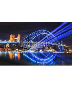 Taras Vyshnya, Sy vivid 17 Bridge Beams Reflect