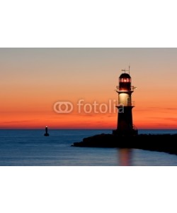 Thorsten Schier, Leuchtturm bei Sonnenuntergang, Hafeneinfahrt Warnemünde