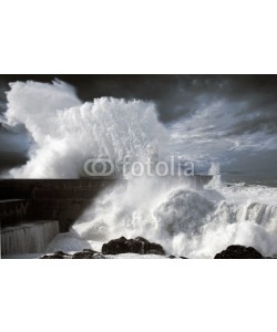 Zacarias da Mata, North Atlantic stormy waves