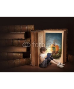 Elena Schweitzer, Girl reading