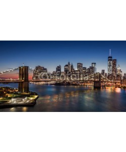 mandritoiu, Brooklyn Bridge and Downtown Manhattan at dusk