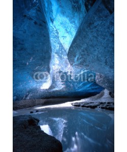 aiisha, Ice cave