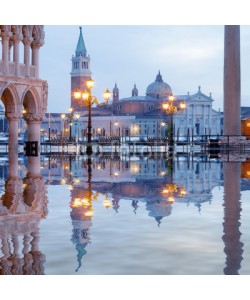 Blickfang, Venedig Markusplatz Dogenpalast Spiegelung