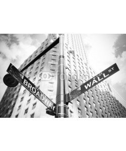 MaciejBledowski, Wall Street and Broadway sign in Manhattan, New York, USA