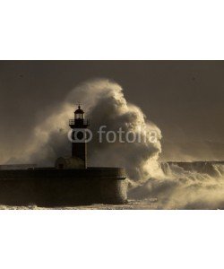 Carlos, Storm with big waves near a lighthouse