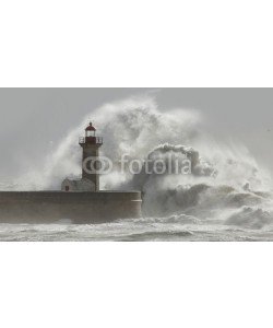 Zacarias da Mata, Stormy and sunny waves