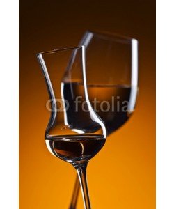 Igor Normann, Closeup of glasses with white wine