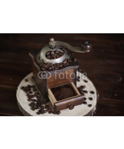 gpointstudio, Wooden and old fashioned coffee mill