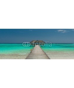 M.Rosenwirth, Steg am Strand auf den Malediven
