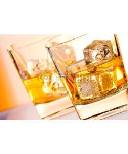 donfiore, a pair of glasses of whisky with ice