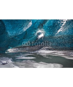 aiisha, Ice cave in Iceland