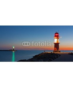 Thorsten Schier, Leuchttürme (Molenfeuer) am Hafen von Warnemünde bei Nacht