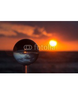 klauskreckler, Sonnenuntergang mit Kristallkugel