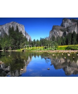 David Smith, Summertime view of El Capitan in Yosemite National Park