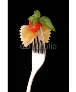 al62, farfalle, salsa e basilico