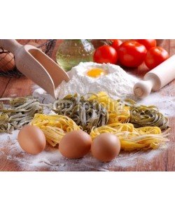 al62, tagliatelle all'uovo con ingredienti - quattro