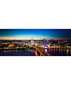 davis, Cologne Panorama at night