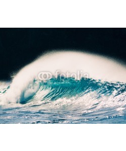 EpicStockMedia, Ocean Wave