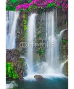 EpicStockMedia, Waterfall in Hawaii