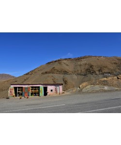 Hady Khandani, ROADSIDE SOUVENIR SHOP - MOROCCO