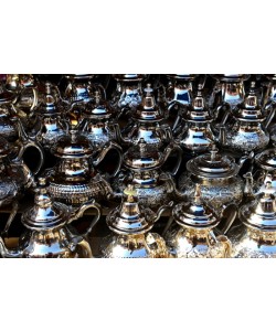 Hady Khandani, SHINING TEA POTS - MOROCCO