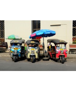 Hady Khandani, THREE TUC TUC - MAEKLONG - THAILAND