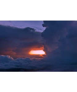 Hady Khandani, THUNDERCLOUDS OVER SIAM BAY 6