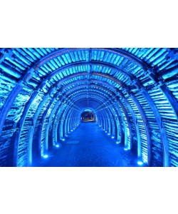 Hady Khandani, TUNNEL OF LIGHT 2 - BLUE
