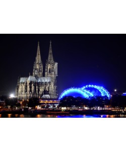 Hady Khandani, COLOGNE CATHEDRAL AND MUSICAL DOME BY NIGHT 1