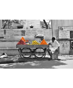 Hady Khandani, COLORSPOT - FRUIT SELLER - INDIA