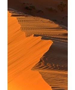 Hady Khandani, DAYBRAEAK IN THE DUNES OF SAHRA - ERG CHEBBI - MOROCCO 3