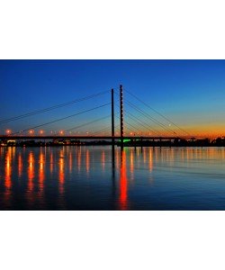 Hady Khandani, DUESSELDORF RHEINKNIEBRUECKE