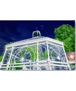 Tonee Gee, Glasshouse by Eiffel