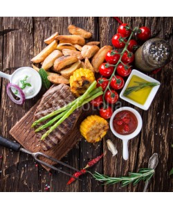 Kesu, Beef steak on wooden table