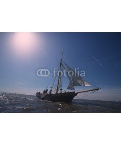 linous, Segelschiff