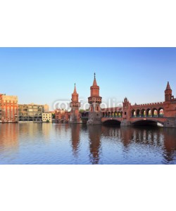 Noppasinw, Oberbaum bridge, Berlin, Germany