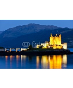 PHB.cz, Eilean Donan Castle at night, Loch Duich, Scotland