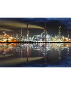 Tomas Sereda, Oil refinery at night