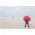Bernhard  Kock, Am Strand, mit rotem Schirm